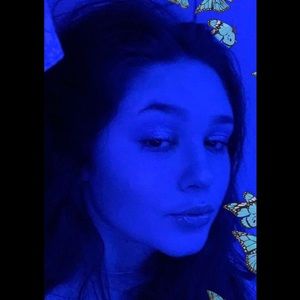 Meet your Posher, Faith